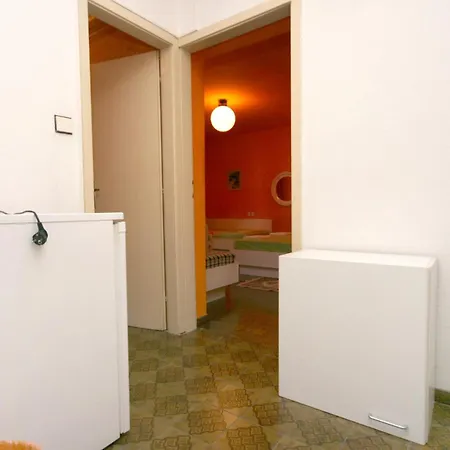 And With Parking Space - 6644 3* Makarská